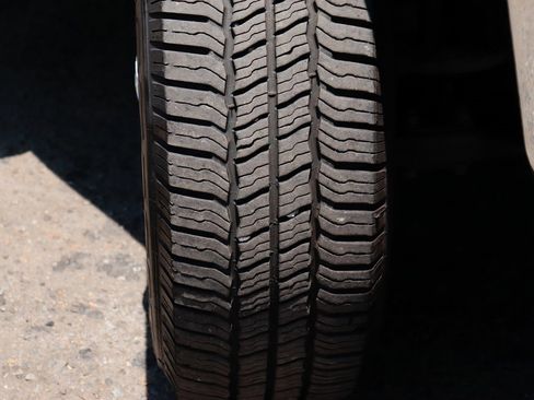 Used 2022 RAM 2500 Tradesman w/ Chrome Appearance Group image 45