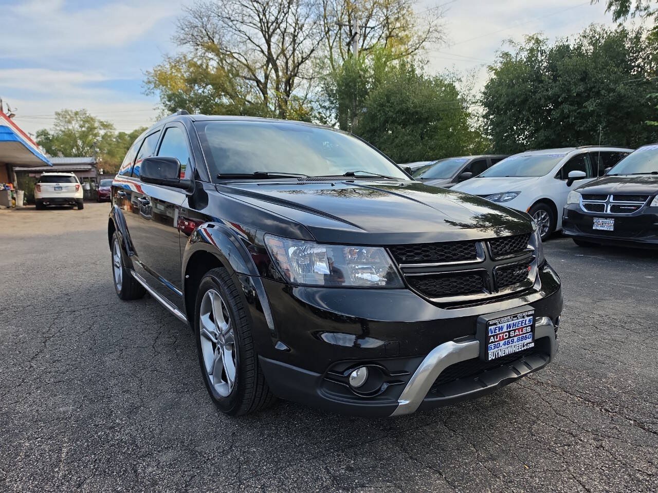 Used 2017 Dodge Journey Crossroad FWD image 5