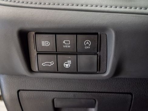 Used 2023 Toyota Highlander Limited AWD/4WD image 13