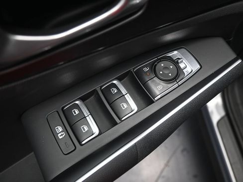 Used 2024 Kia Sorento S FWD image 20