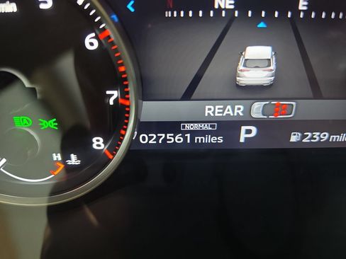 Used 2024 Mitsubishi Outlander SE Black Edition FWD image 22