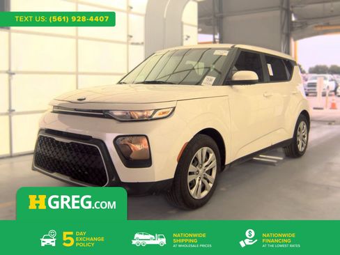Used 2021 Kia Soul LX FWD image 1