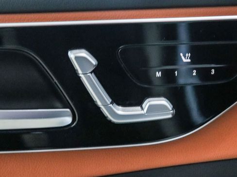 Certified 2022 Mercedes-Benz C 300 Sedan image 21