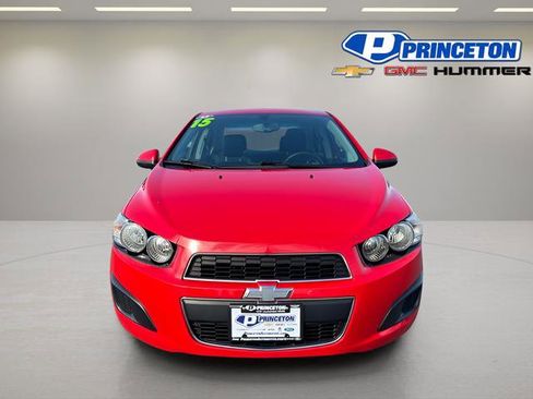 Used 2015 Chevrolet Sonic LT image 2