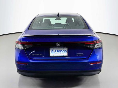 Used 2024 Honda Accord Sport image 6