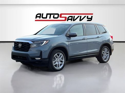 Used 2024 Honda Passport EX-L image 3