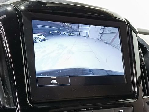 Certified 2023 Chevrolet Traverse LT w/ LPO, Cargo Package AWD/4WD image 28