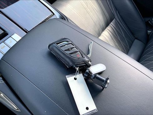 Used 2018 Lexus LS 500 AWD w/ Interior Upgrade Package image 33