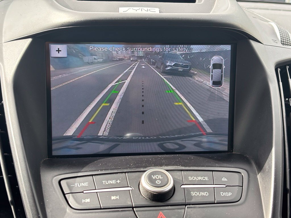Used 2017 Ford Escape SE w/ Equipment Group 201A FWD image 19