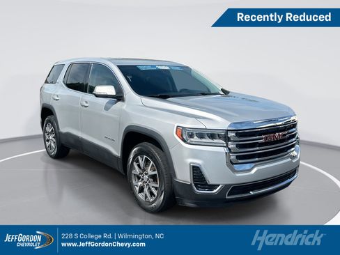 Used 2020 GMC Acadia SLE FWD image 1