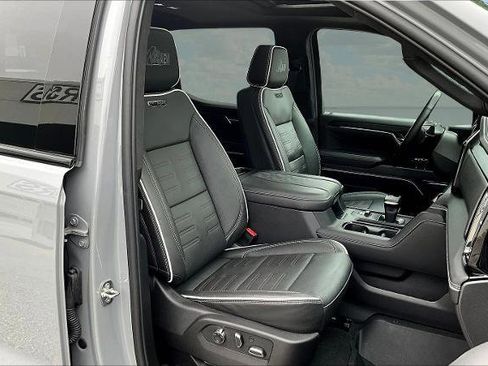 Used 2024 GMC Sierra 1500 AT4X w/ AT4X AEV Edition AWD/4WD image 30