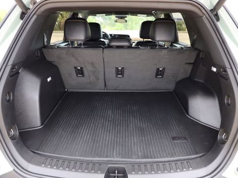 Used 2025 Chevrolet Equinox ACTIV w/ Convenience Package III FWD image 13
