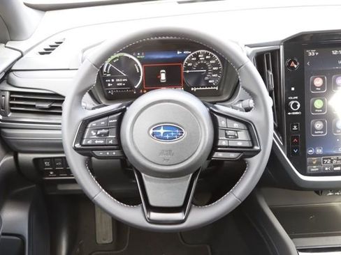 Used 2025 Subaru Forester Premium image 22