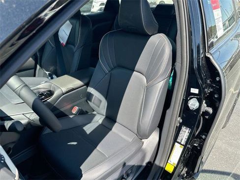 Certified 2025 Toyota Crown Nightshade image 12