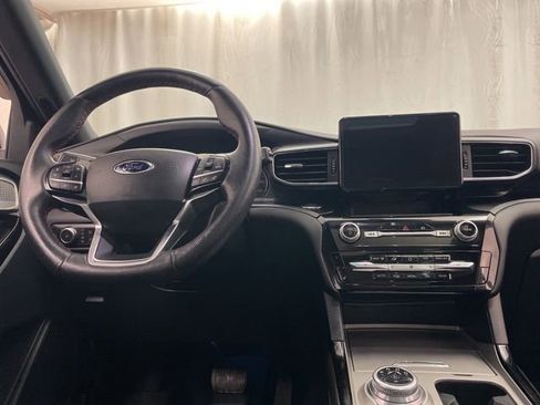 Used 2022 Ford Explorer ST-Line image 19