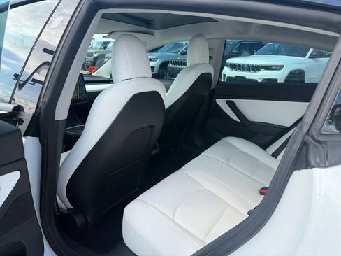 Used 2021 Tesla Model 3 Long Range image 26