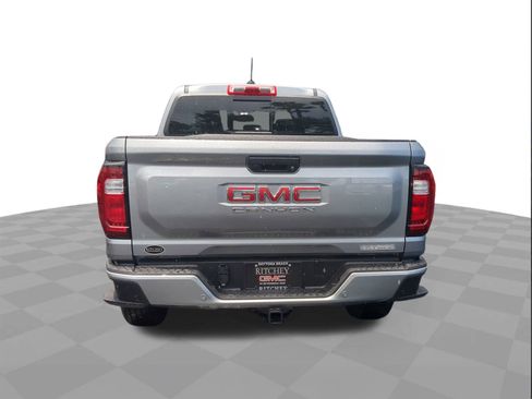 New 2025 GMC Canyon Elevation w/ Convenience Package image 9
