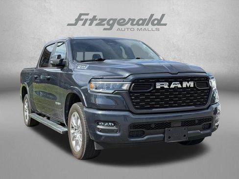 Used 2025 RAM 1500 Big Horn AWD/4WD image 4