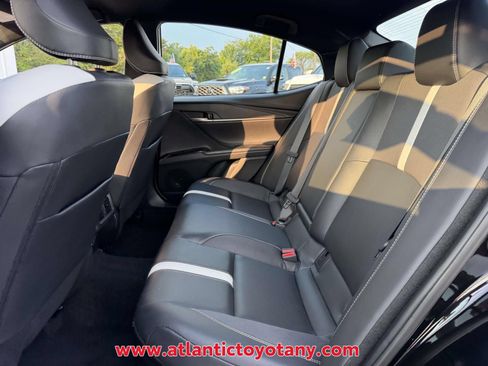 Used 2025 Toyota Camry SE FWD image 17