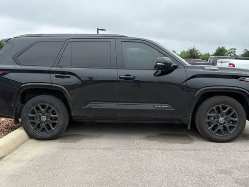 Used 2024 Toyota Sequoia Platinum RWD image 3