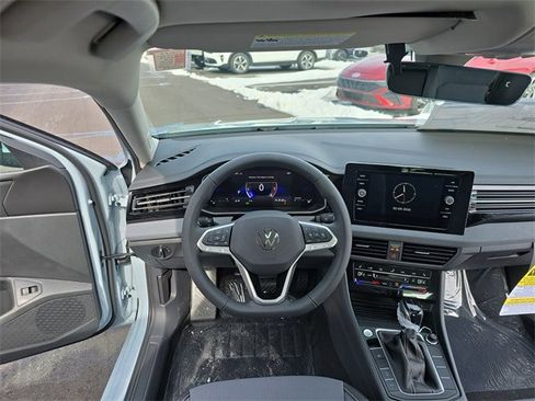 New 2026 Volkswagen Jetta SE image 12