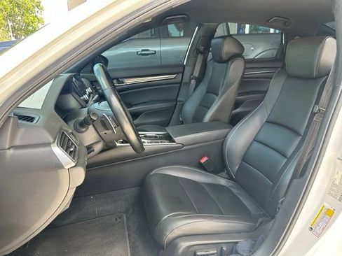 Used 2022 Honda Accord Sport image 13
