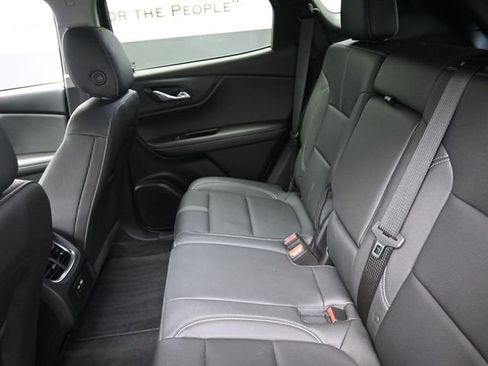 Used 2023 Chevrolet Blazer LT w/ LPO, Black Grille Bar Package image 22