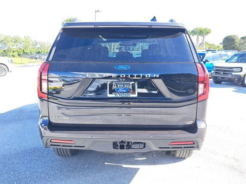 New 2026 Ford Expedition Active RWD image 8