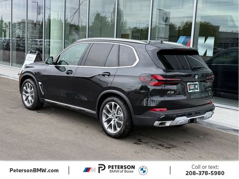 New 2026 BMW X5 xDrive50e AWD/4WD image 3