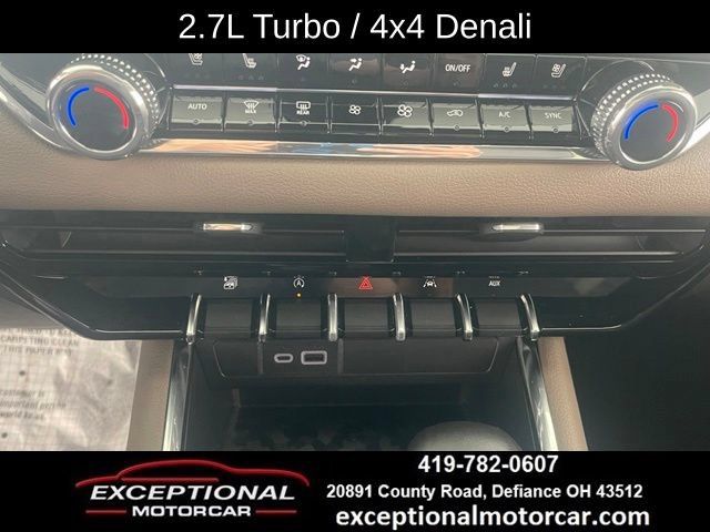 Used 2025 GMC Canyon Denali AWD/4WD image 42