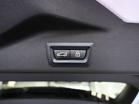 Used 2019 BMW X5 xDrive40i w/ Convenience Package AWD/4WD image 42