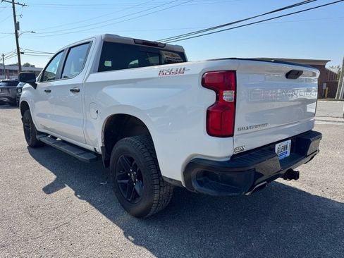 Used 2022 Chevrolet Silverado 1500 LT Trail Boss w/ Convenience Package II AWD/4WD image 4