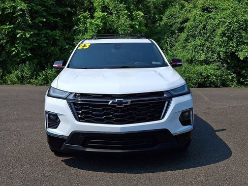 Used 2023 Chevrolet Traverse Premier w/ Redline Edition AWD/4WD image 2
