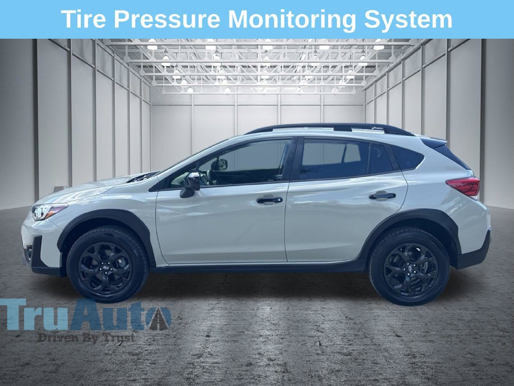 Used 2023 Subaru Crosstrek 2.0i Premium w/ Special Edition AWD/4WD image 4