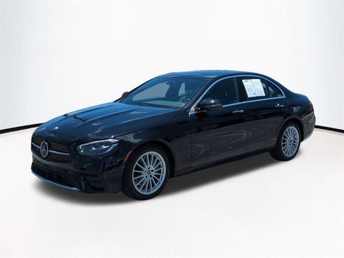 Used 2022 Mercedes-Benz E 350 Sedan image 9