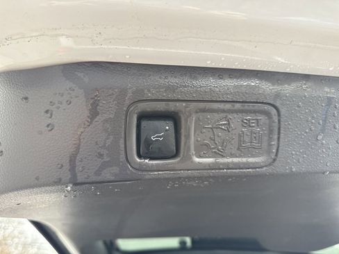 Used 2021 Ford Expedition XLT AWD/4WD image 37