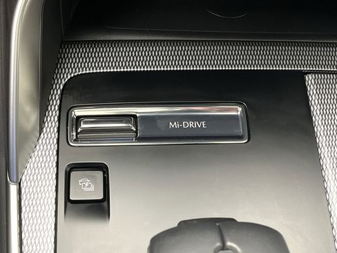 Certified 2025 MAZDA CX-90 Plug-In Hybrid w/ Premium Plus image 18