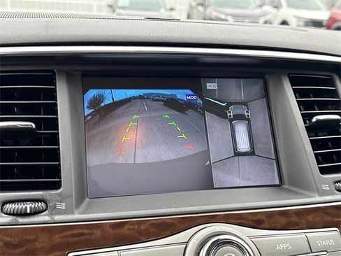 Used 2018 Nissan Armada Platinum w/ Interior Lighting Package image 28