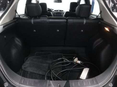 Certified 2018 Nissan Leaf SL w/ SL Technology Package FWD image 17