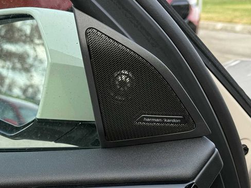 New 2025 BMW X3 xDrive30i w/ Premium Package image 12