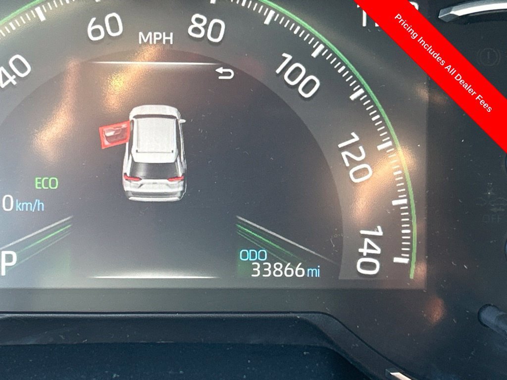 Used 2023 Toyota RAV4 XLE w/ Convenience Package FWD image 9