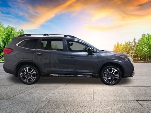 New 2026 Subaru Ascent Limited image 3