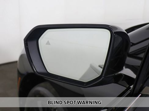 Used 2024 BMW iX xDrive50 w/ Sport Package AWD/4WD image 8