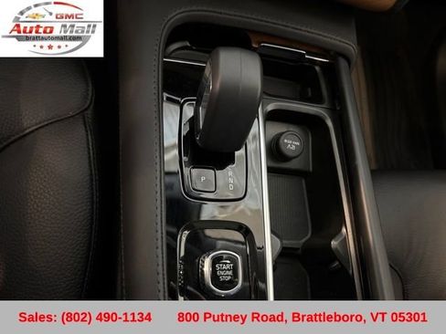 Used 2024 Volvo XC90 T8 Plus w/ Protection Package image 25