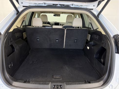 Used 2024 Ford Edge SEL w/ Convenience Package image 14