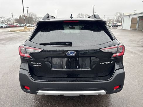 Certified 2023 Subaru Outback Limited image 4