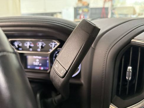 Certified 2022 GMC Sierra 1500 SLT w/ SLT Convenience Package AWD/4WD image 20