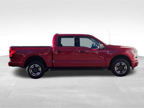 Used 2023 Ford F150 Lightning XLT image 11