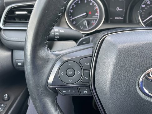 Used 2023 Toyota Camry SE image 18