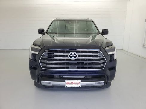 Used 2023 Toyota Sequoia Limited AWD/4WD image 3